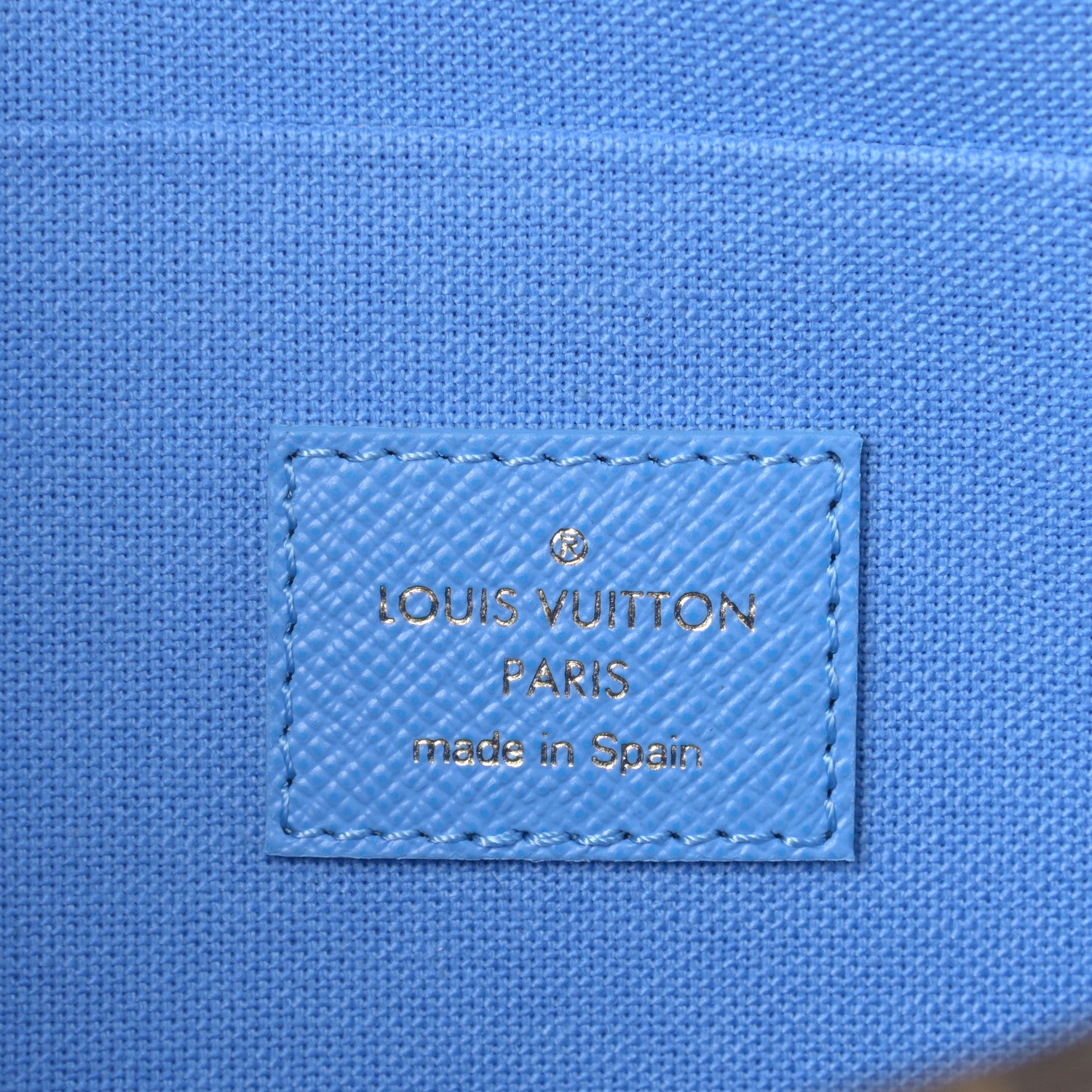 Louis Vuitton Monogram 2021 Christmas Animation China Wall Pochette Felicie Chain Wallet Myosotis Blue 7 of 9