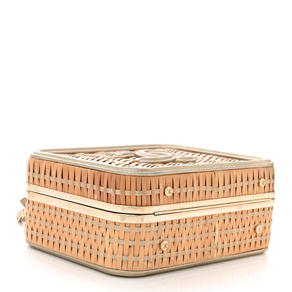 Chanel Raffia Calfskin Medium CC Filigree Vanity Case Gold 4 of 11