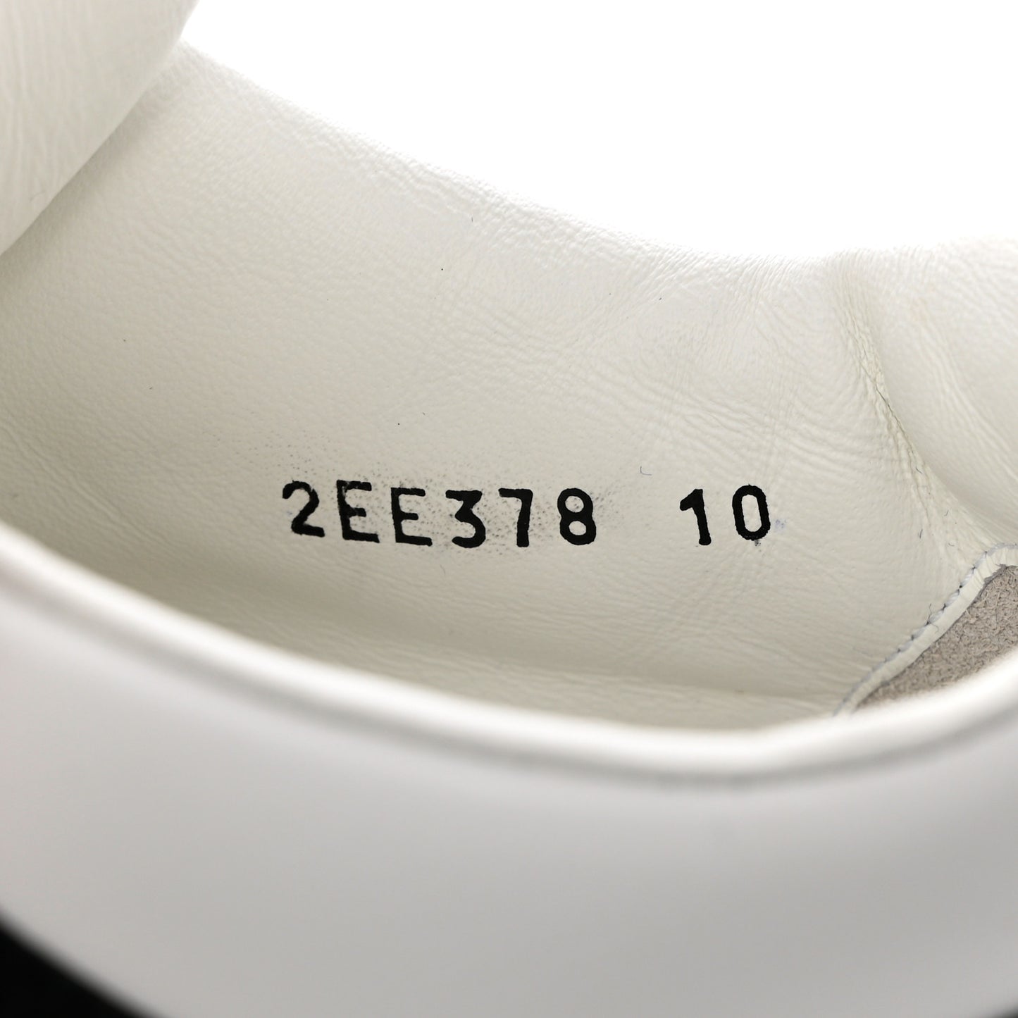 Vitello Rois Metal Triangle Logo Mens Sneakers 10 White Black