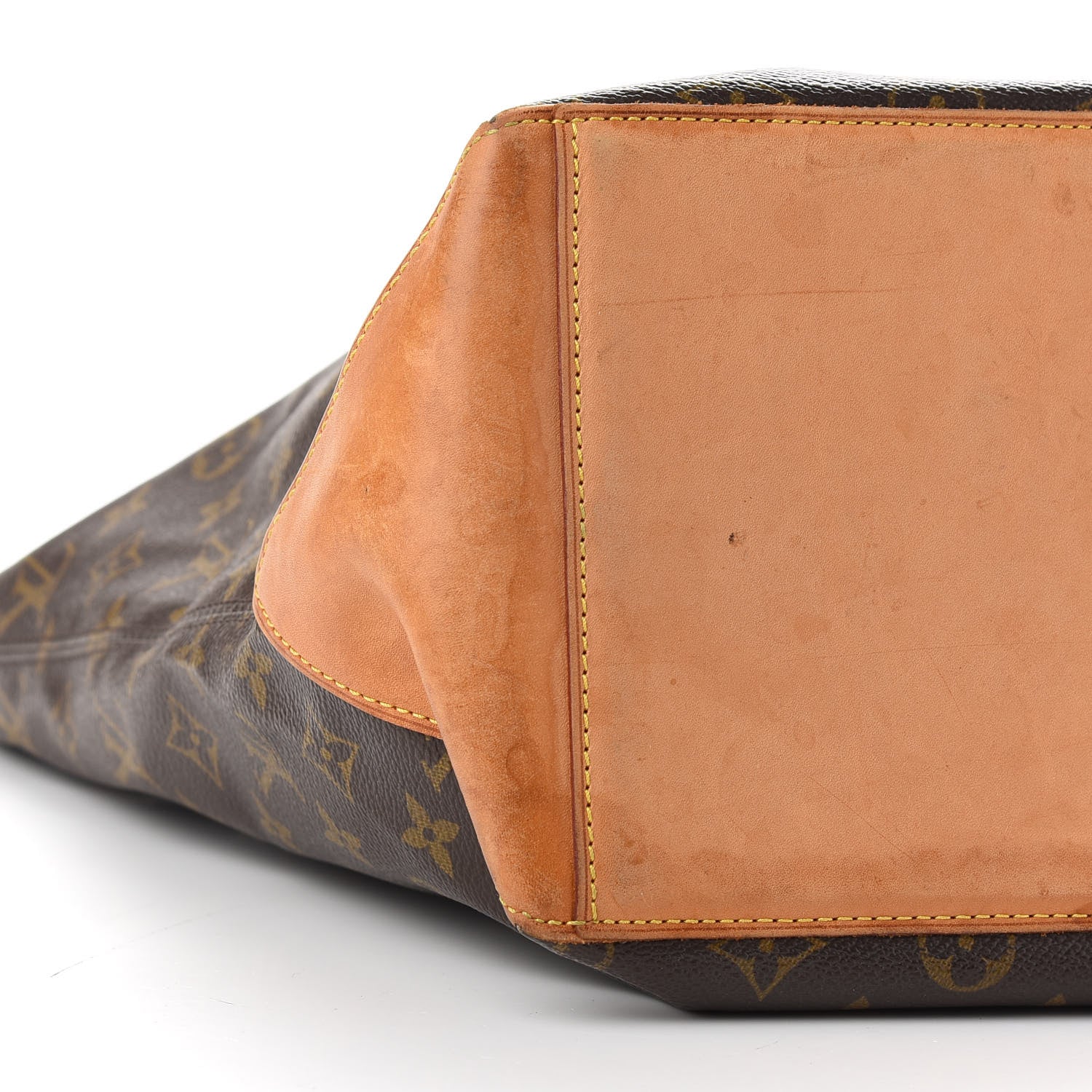 Louis Vuitton Monogram Cabas Mezzo 7 of 13