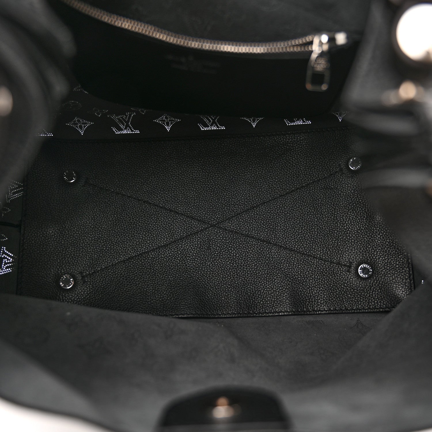 Louis Vuitton Mahina Carmel Hobo Black 5 of 10
