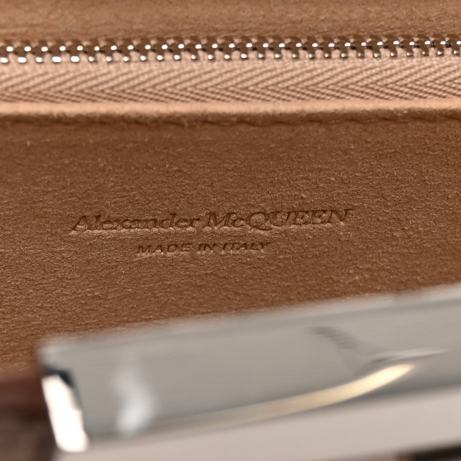 Alexander McQueen Calfskin Crocodile Embossed Knuckle Flat Clutch Light Pink 6 of 13