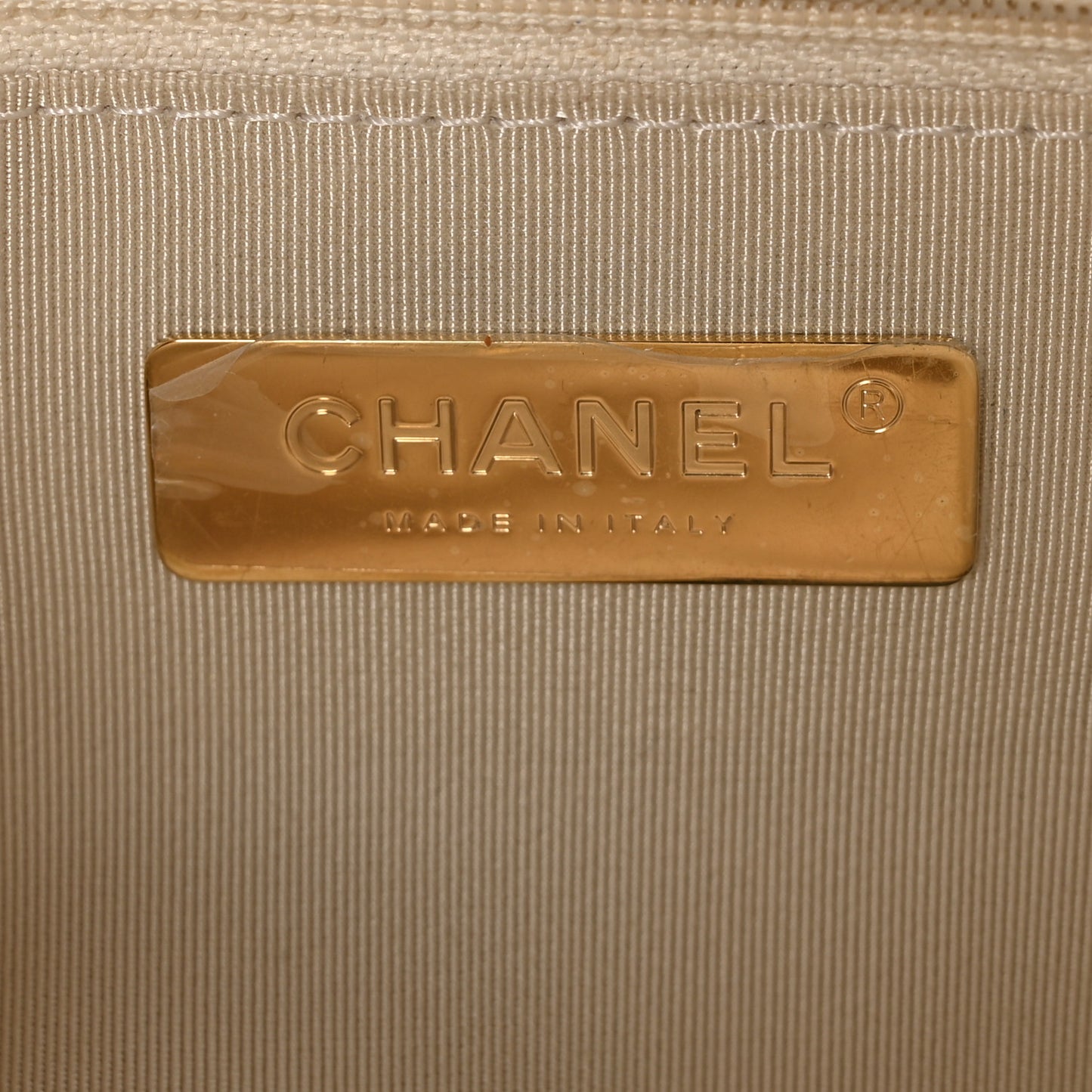 Goatskin Quilted Medium Chanel 19 Flap White