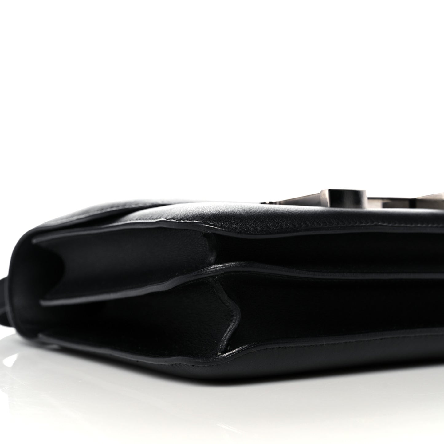 Swift Constance 24 Black