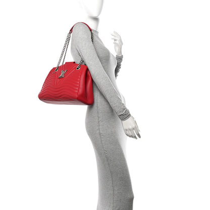 Louis Vuitton Calfskin New Wave Chain Tote Ecarlate 2 of 9