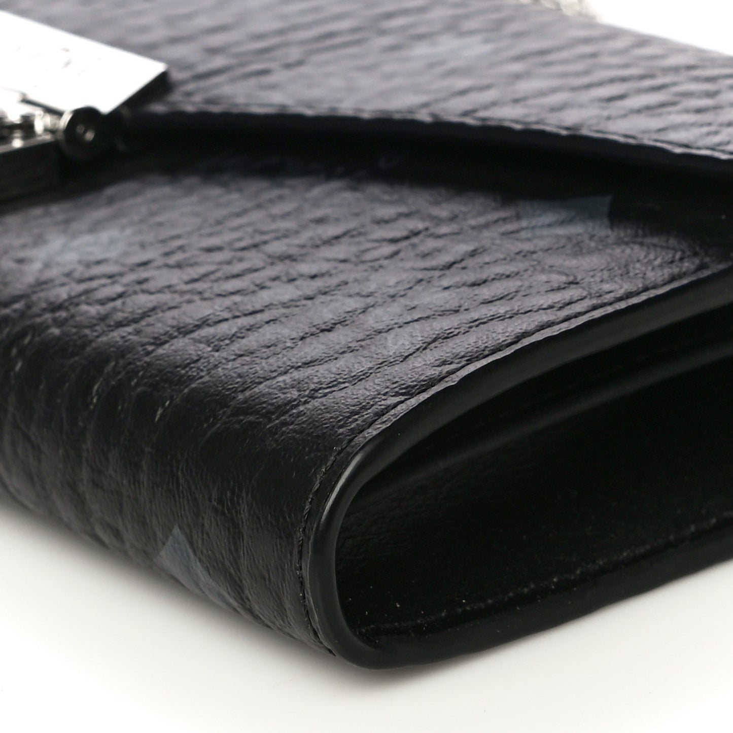Visetos Large Patricia Wallet On Chain Black