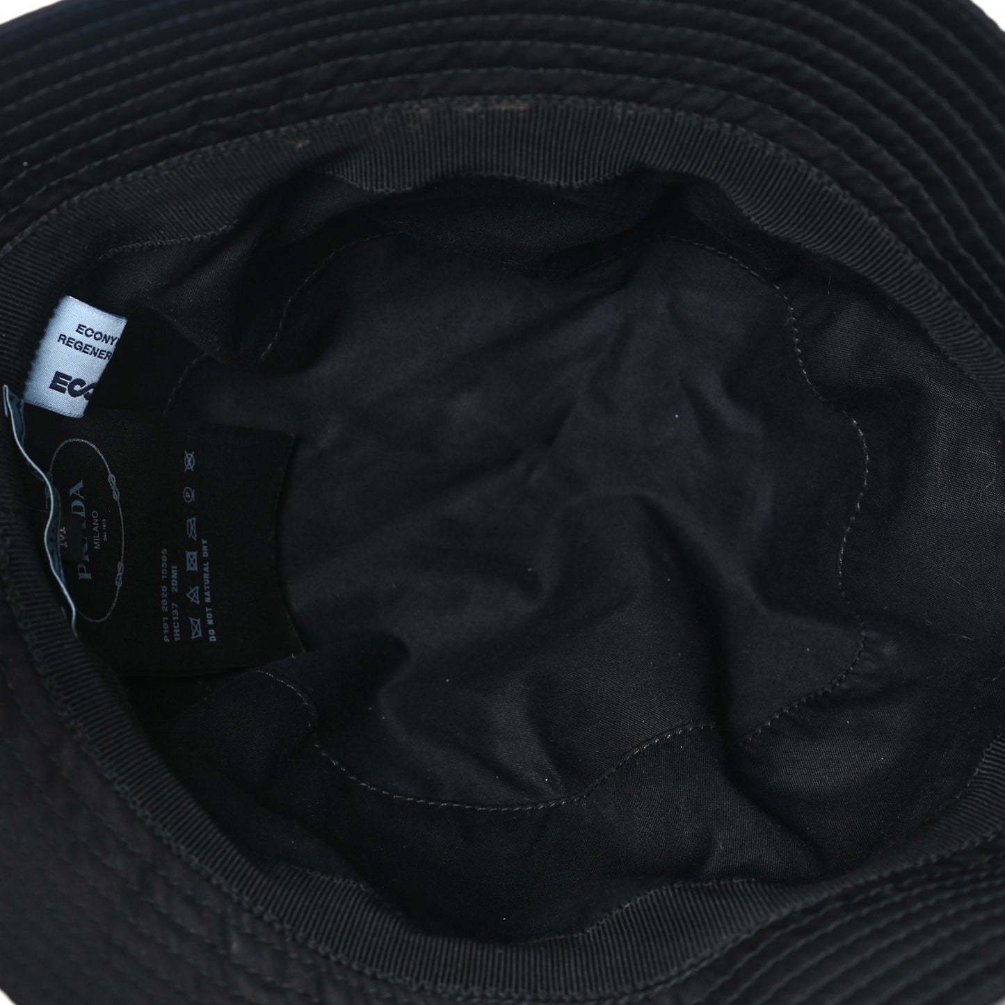Re-Nylon Metal Triangle Logo Womens Bucket Hat M Black