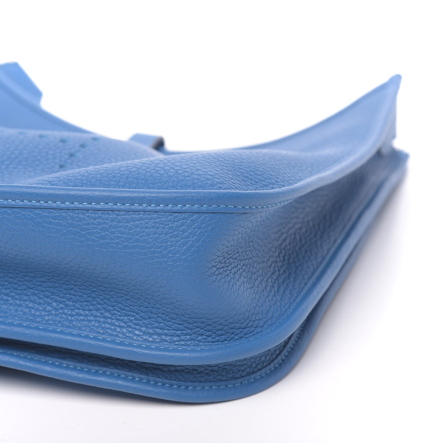 Taurillon Clemence Evelyne III PM Mykonos