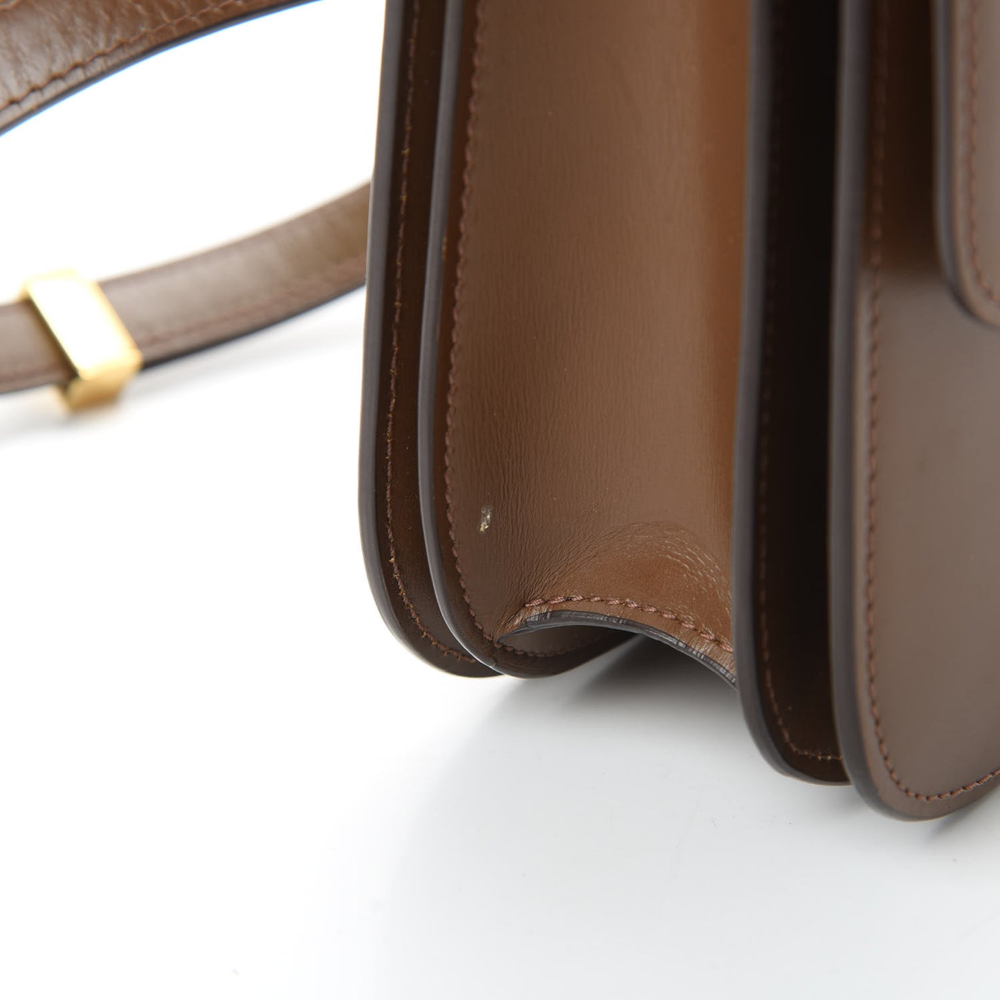 Box Calfskin Medium Classic Box Flap Bag Camel