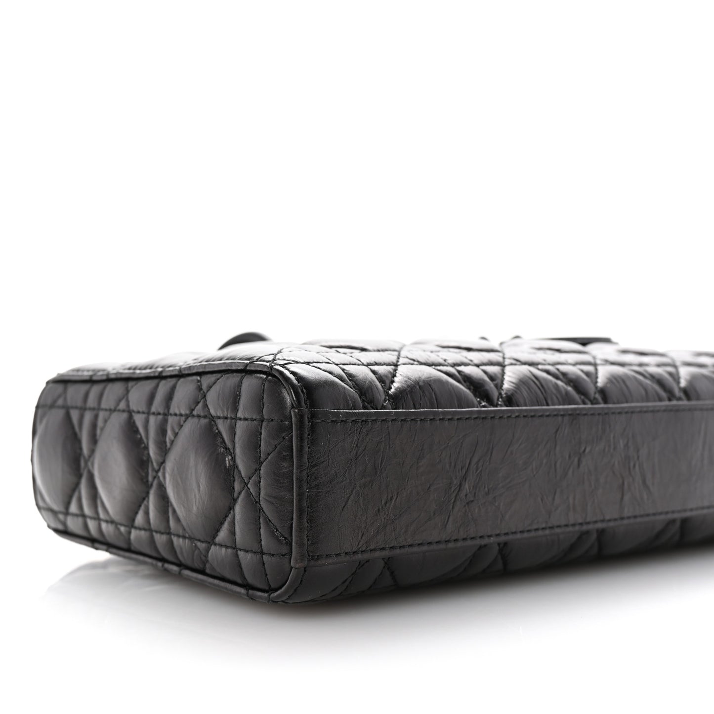 Crinkled Calfskin Cannage Medium Lady D-Joy Black
