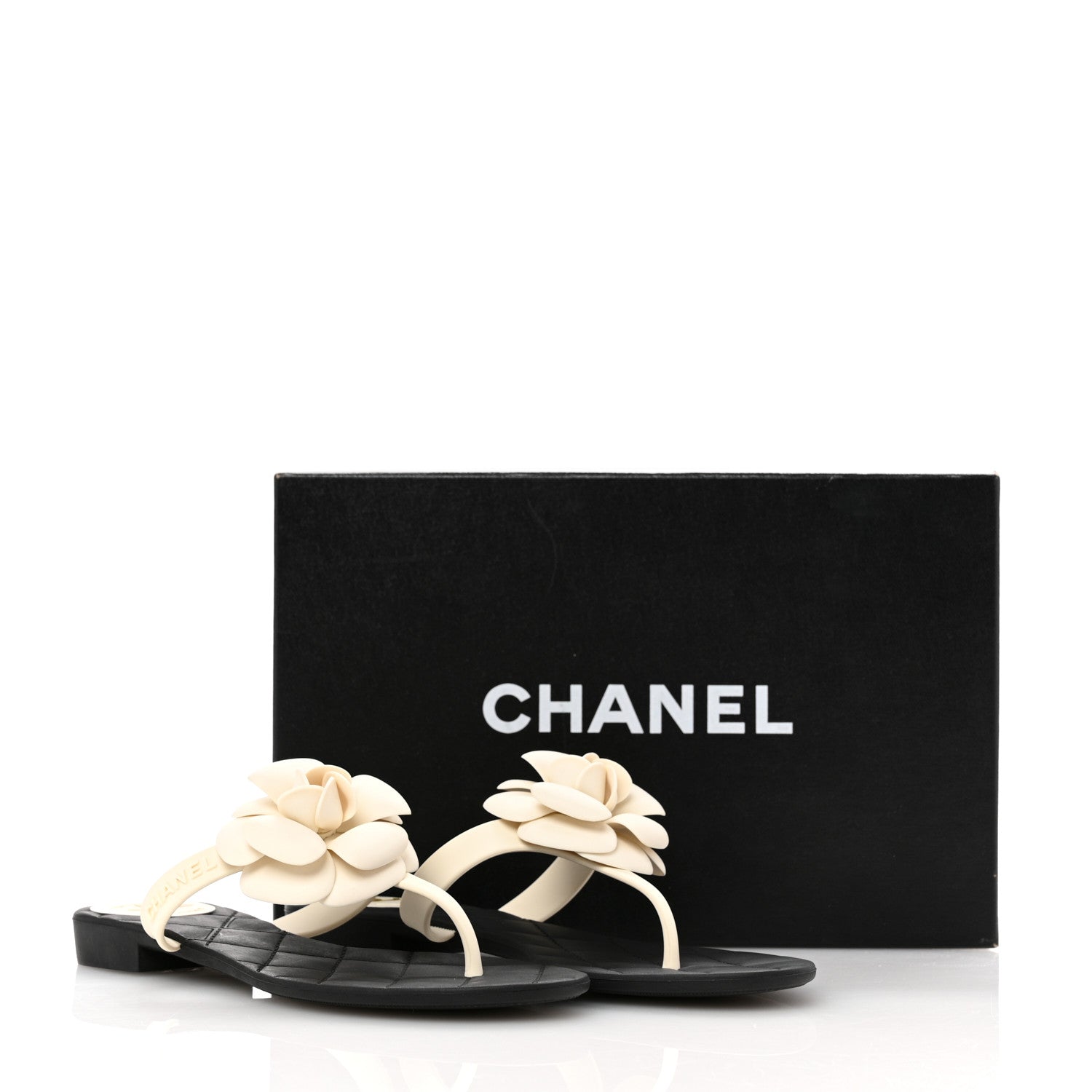 Chanel Jelly Quilted Camellia Thong Sandals 37 White Black 10 of 10