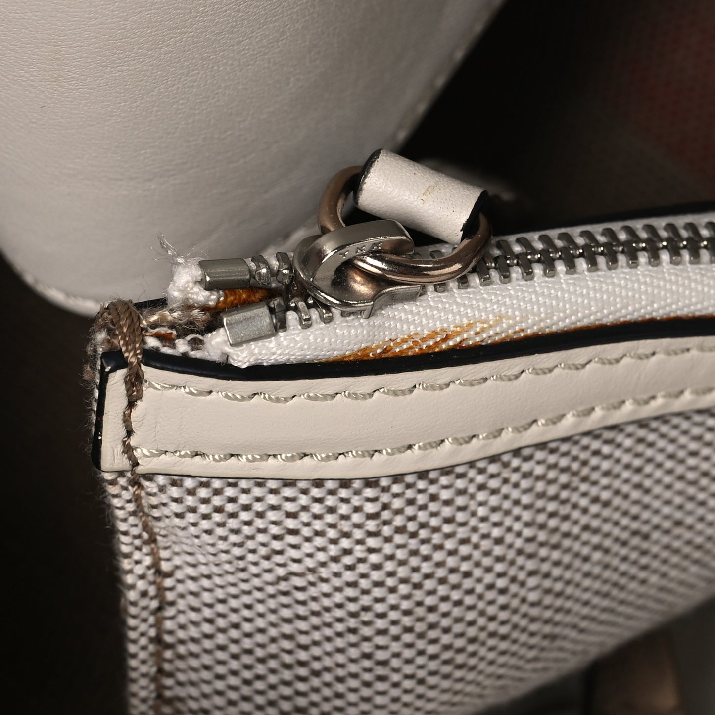 Canvas Mega Check Medium Susanna Hobo White