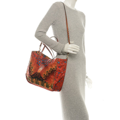 Valentino Garavani Canvas Enchanted Wonderland Medium Rockstud Reversible Tote Rosso 2 of 6