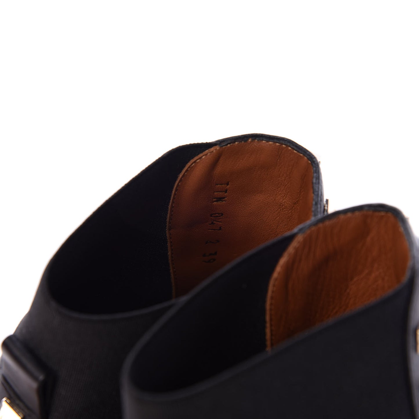 Calfskin Rockstud Beatle Chelsea 20mm Ankle Boots 39 Black
