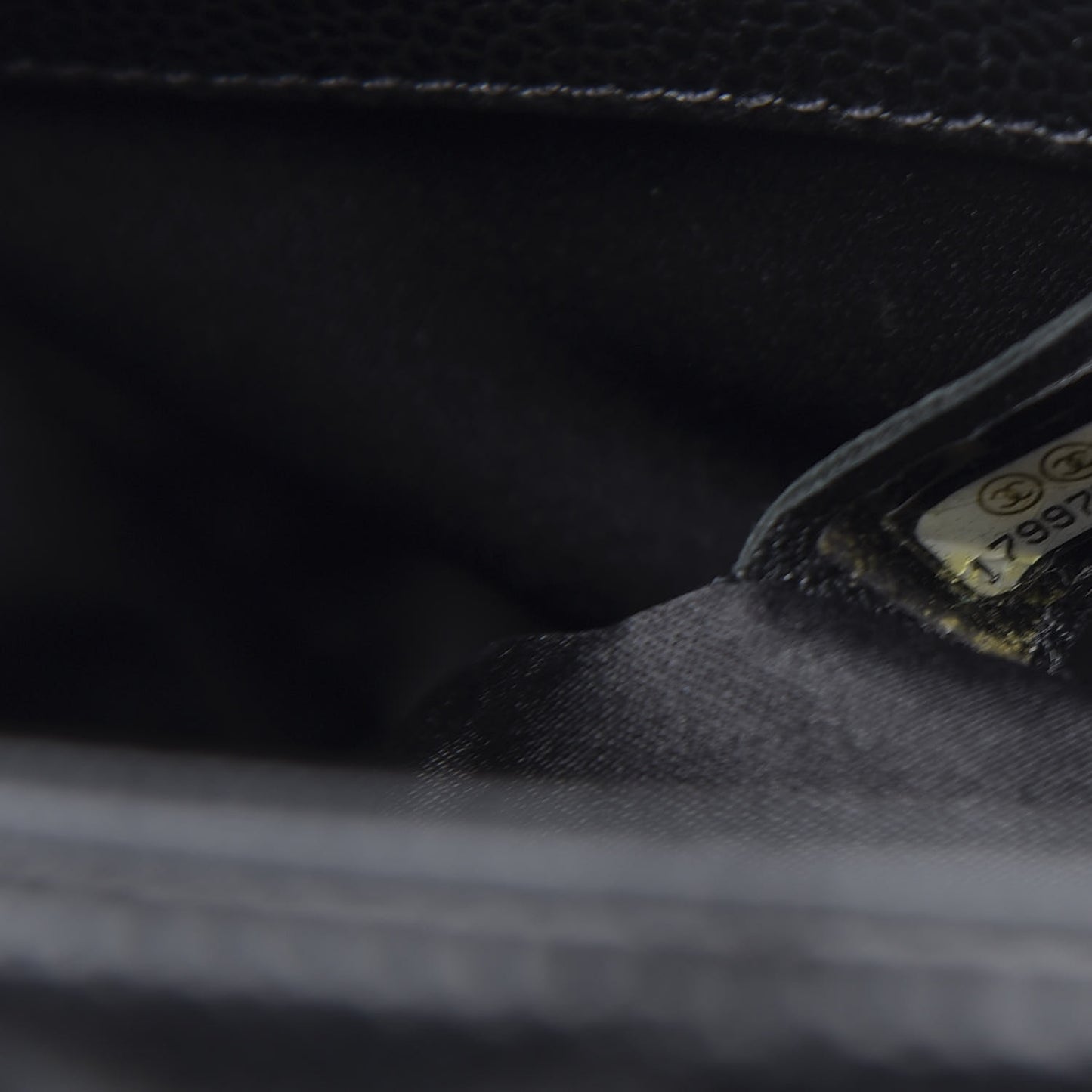 Caviar Quilted Grand Shopping Tote GST Black