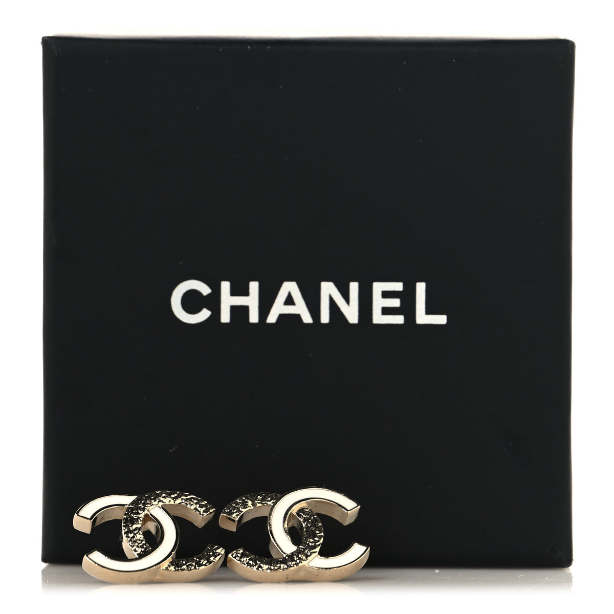 Enamel CC Textured Earring Gold White
