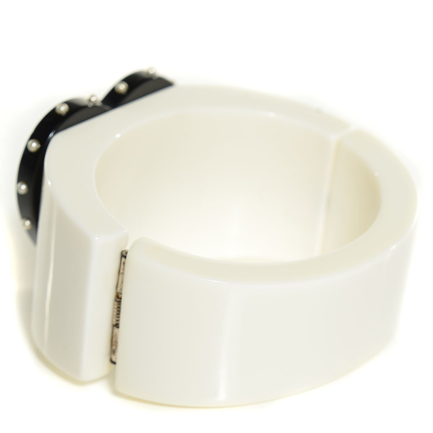 Chanel Resin Heart Pearl CC Bracelet White 3 of 6
