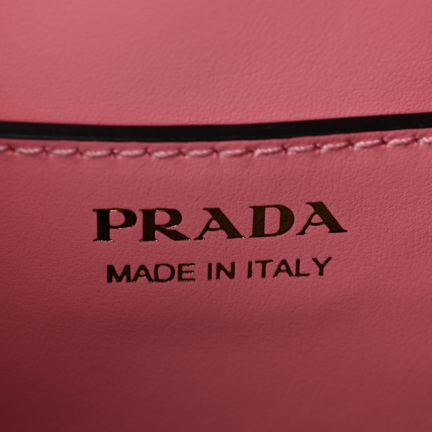 Saffiano Cuir Bucket Bag Petalo