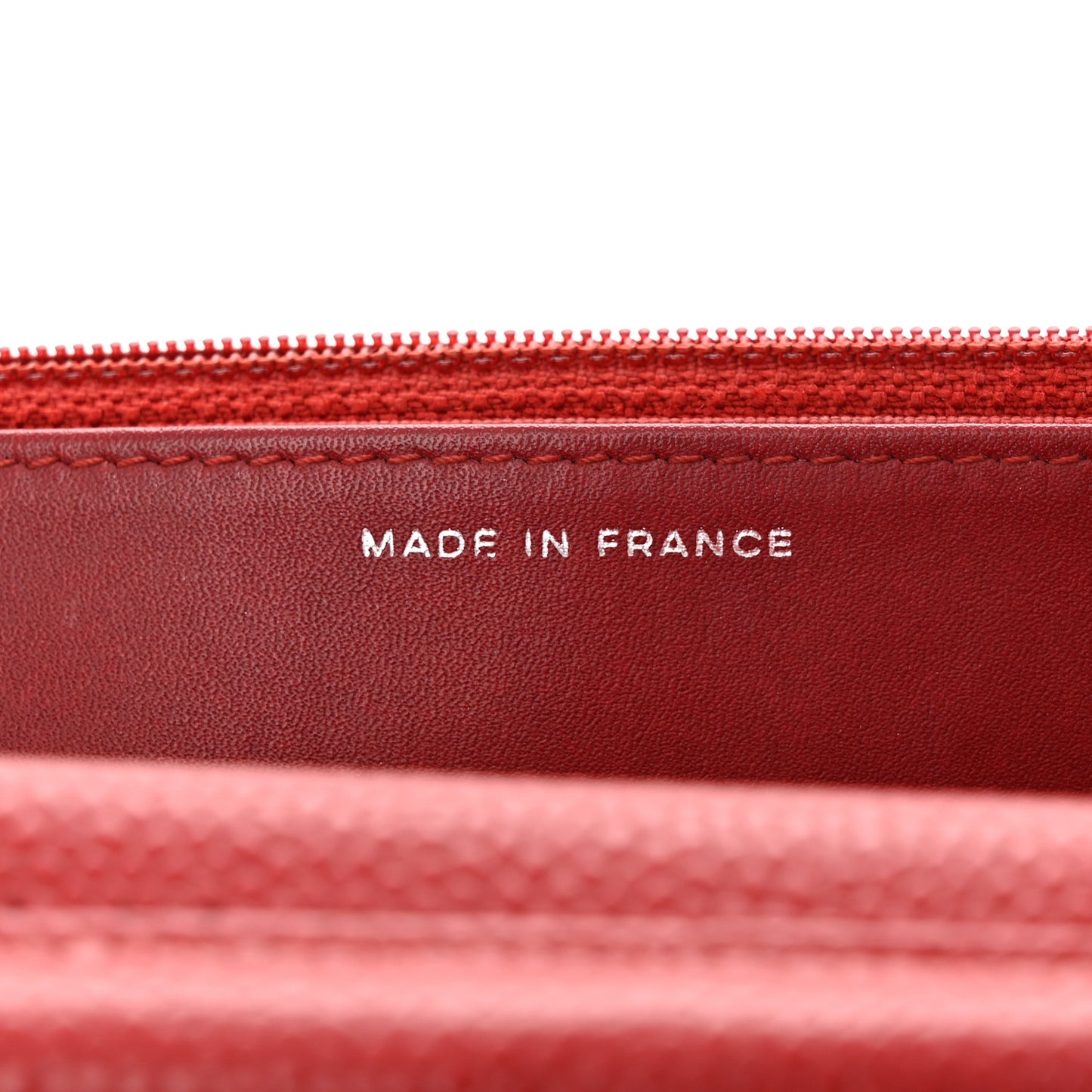 Caviar Quilted Wallet on Chain WOC Red