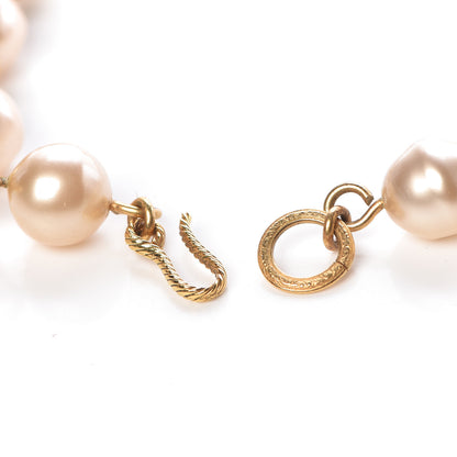 Chanel Pearl CC Necklace Gold 6 of 7