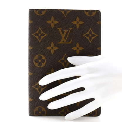 Louis Vuitton Monogram Passport Cover 2 of 7