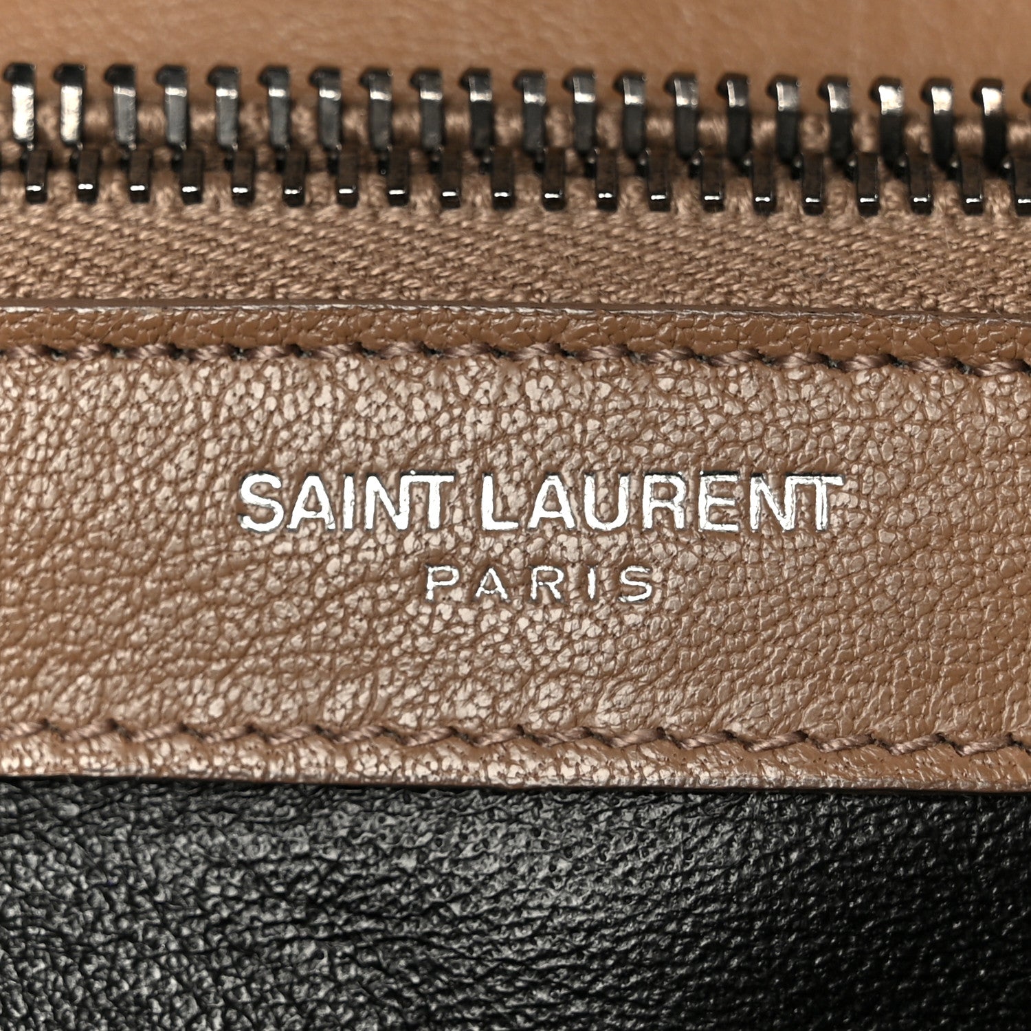 Saint Laurent Sheepskin Matelasse Chevron Monogram Large College Bag Fard 5 of 11