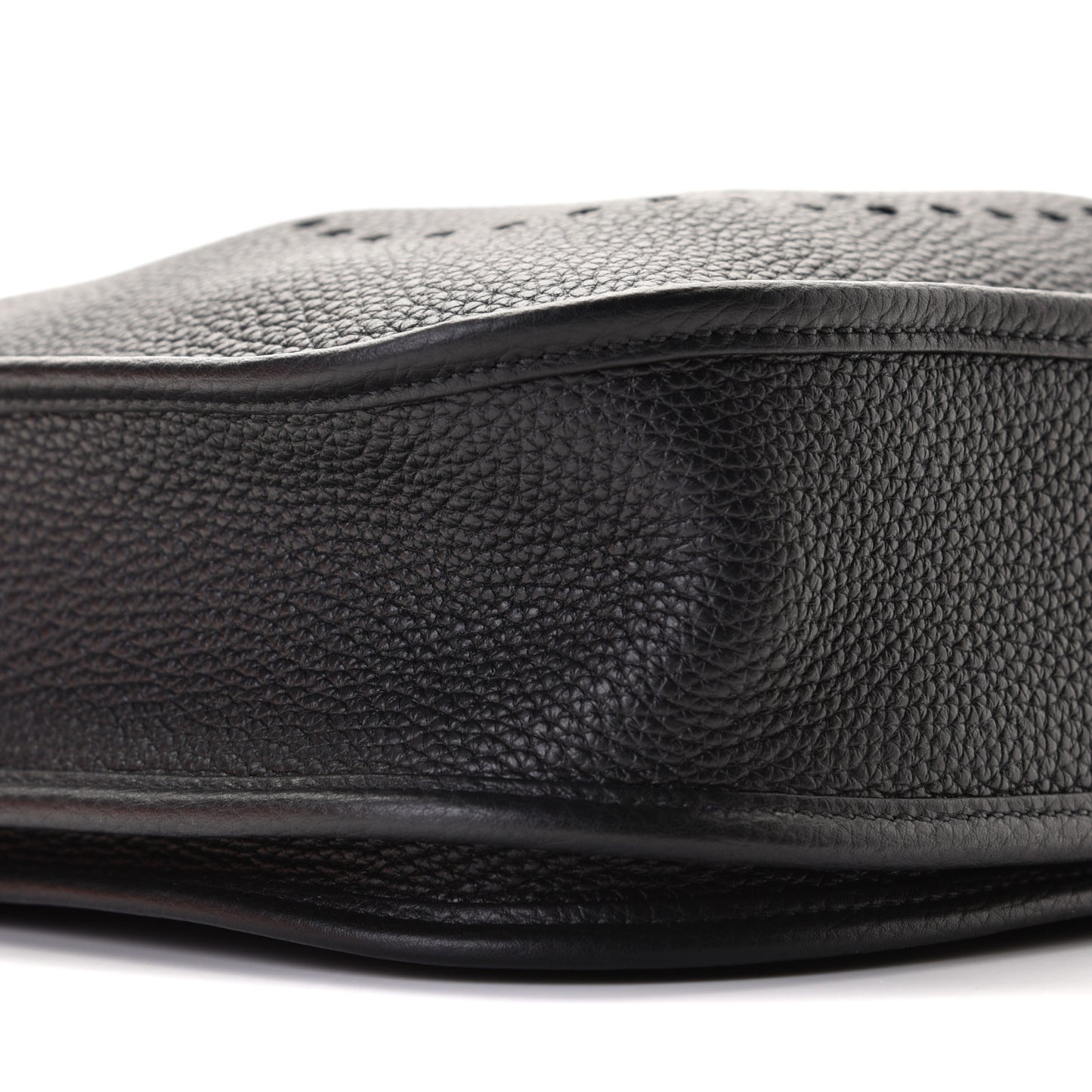 Taurillon Clemence Evelyne III PM Black