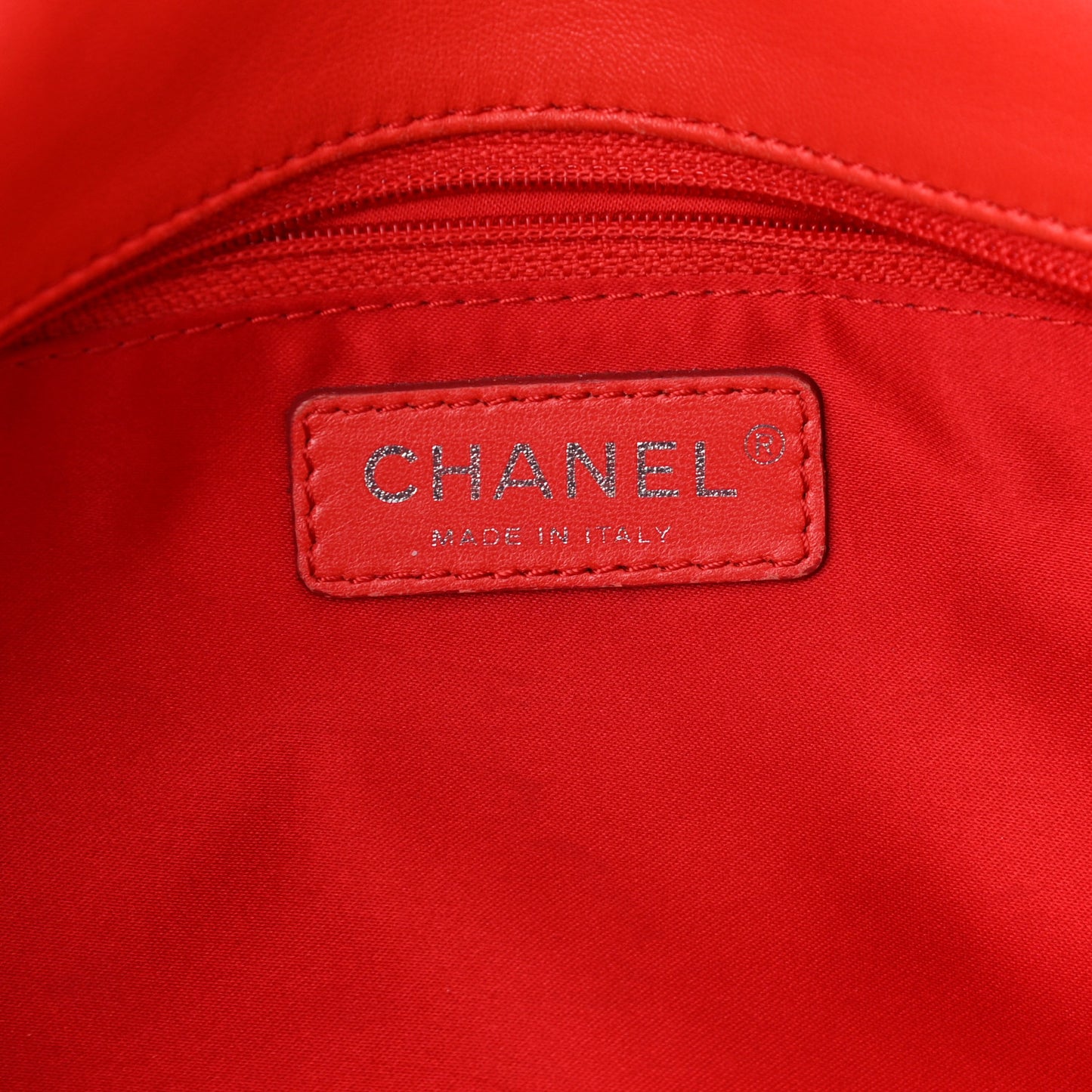 Calfskin Ultimate Stitch Flap Red