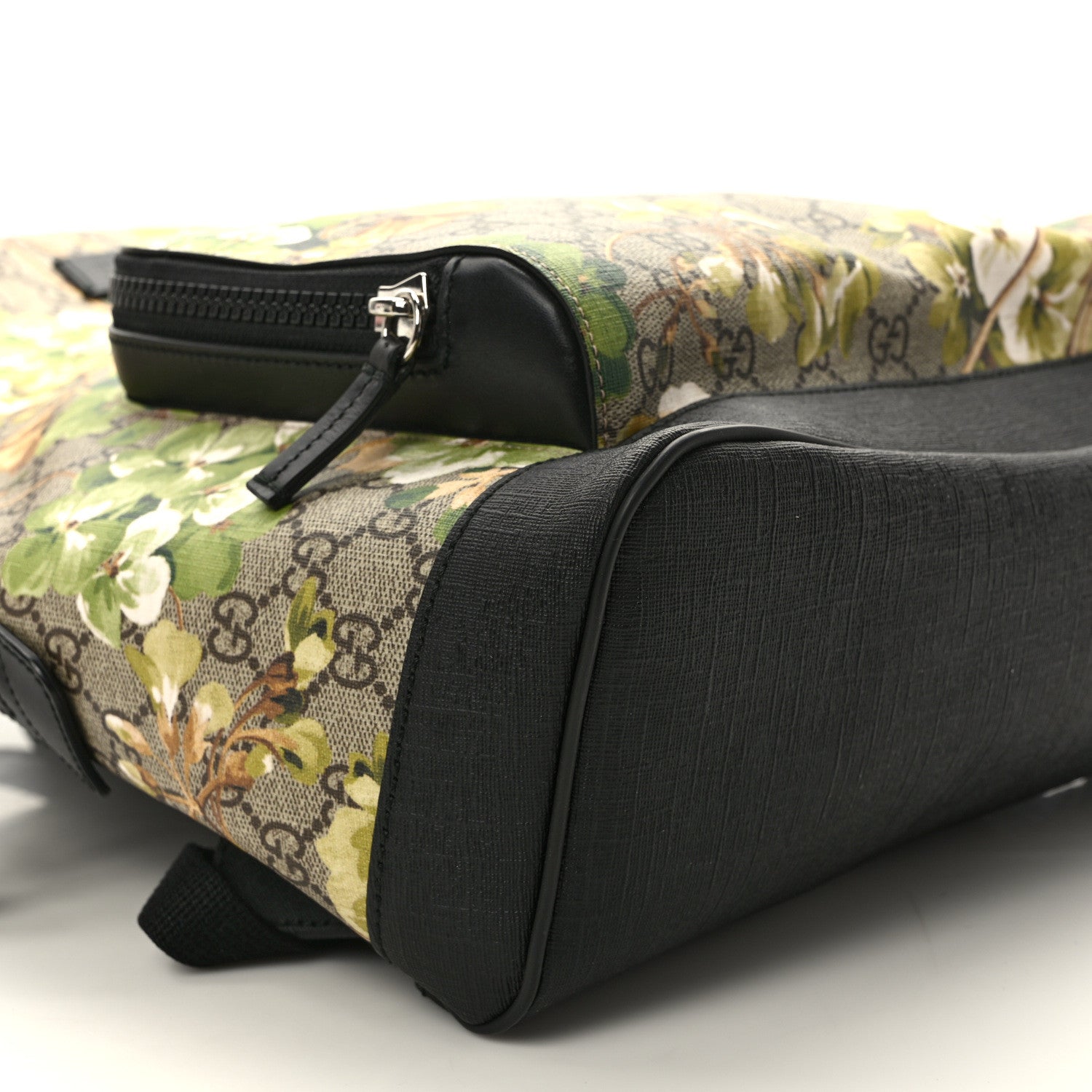 Gucci GG Supreme Monogram Blooms Medium Day Backpack Beige New Military Black 7 of 10