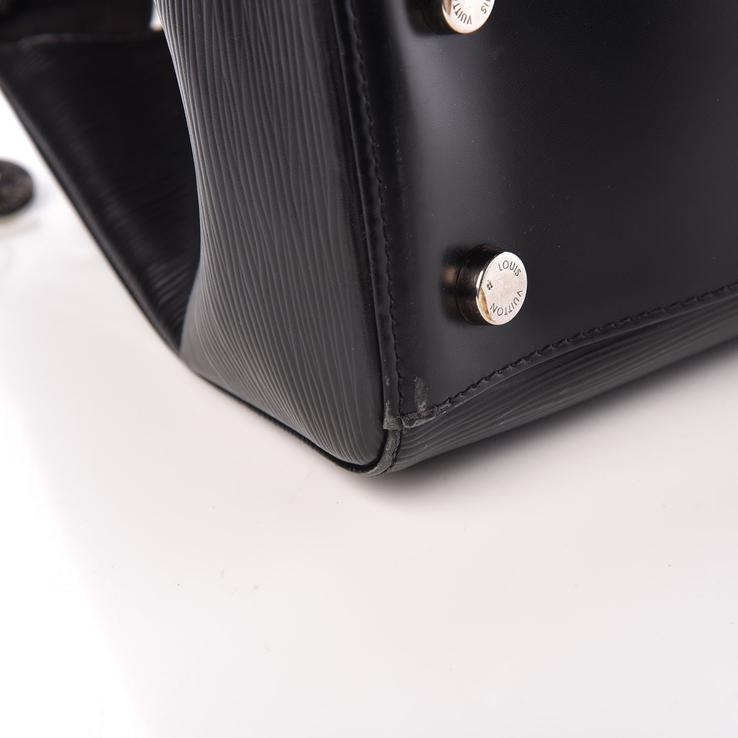 Louis Vuitton Epi Brea MM Black 11 of 14