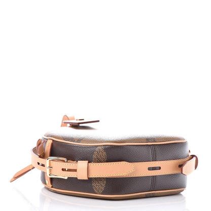 Louis Vuitton Reverse Monogram Giant Boite Chapeau Souple 4 of 10
