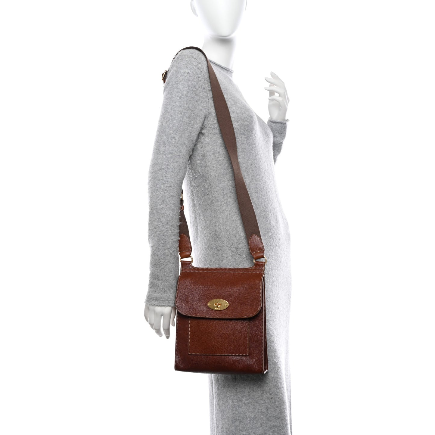 Grain Calfskin New Antony Messenger Crossbody Oak