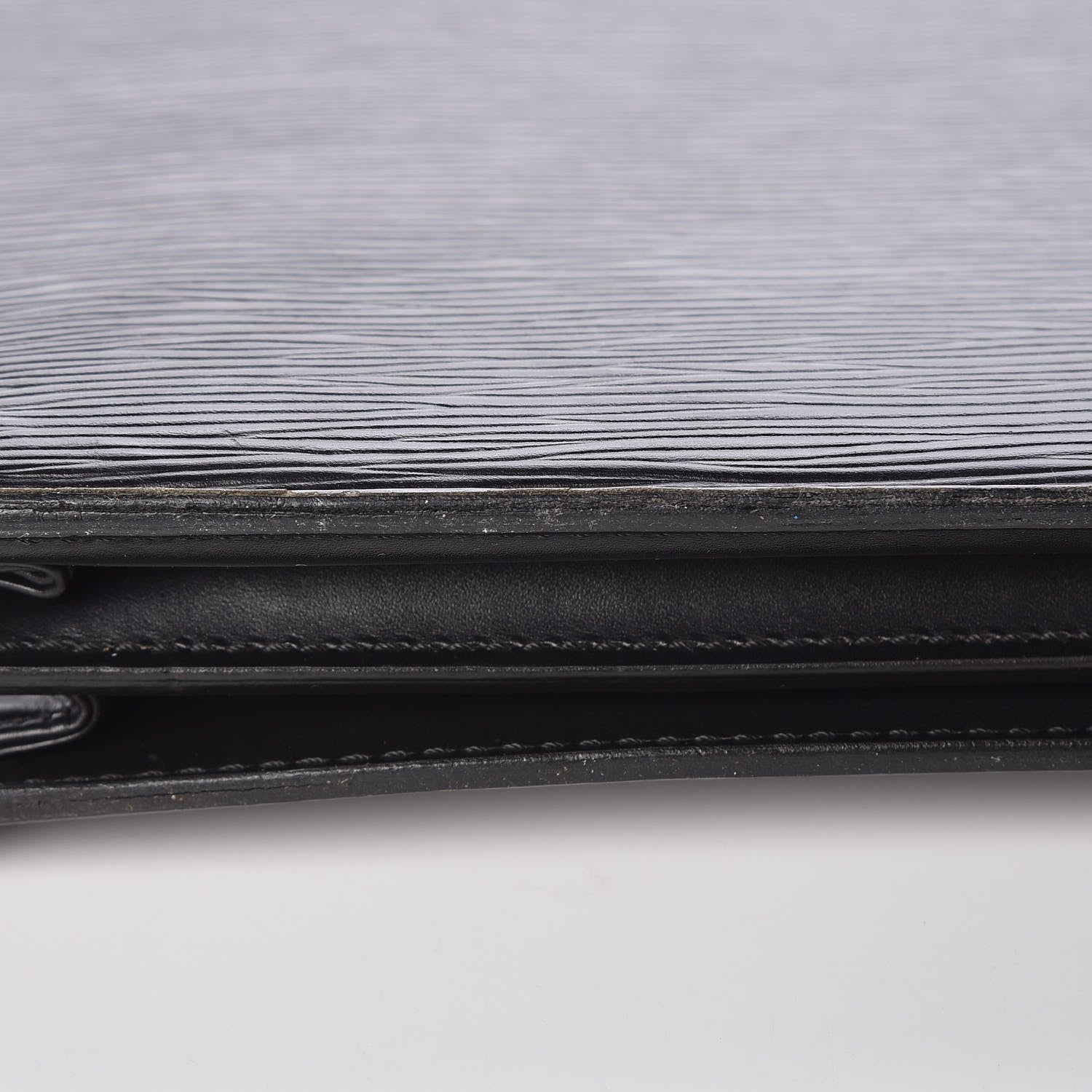 Louis Vuitton Epi Porte-Documents Briefcase Black 18 of 31