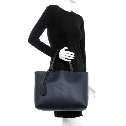 Gucci GG Supreme Monogram Blooms Medium Reversible Tote Beige Blue Navy 2 of 12