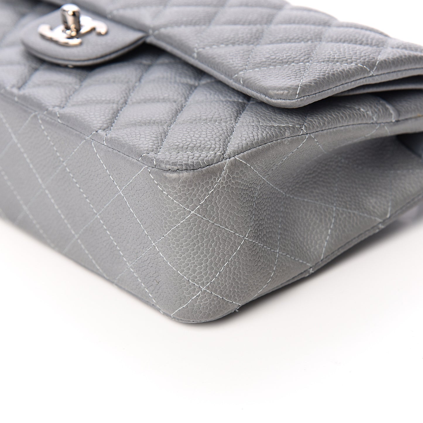 Iridescent Caviar Quilted Medium Double Flap Grey