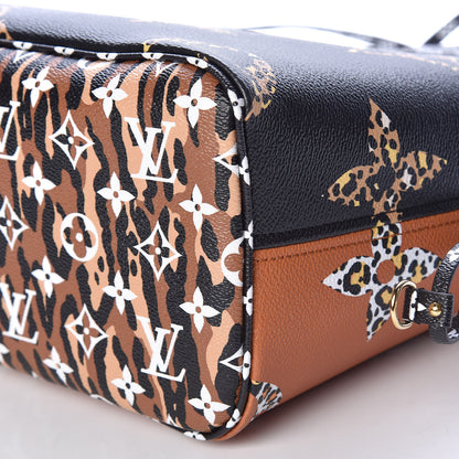 Louis Vuitton Monogram Giant Jungle Neverfull MM Black 10 of 14