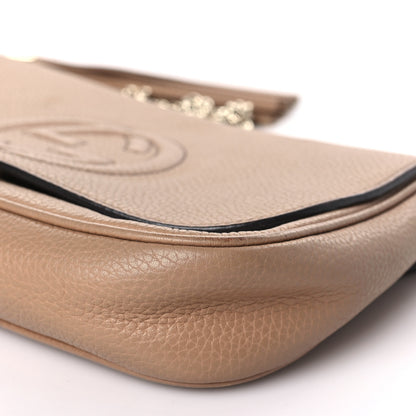 Gucci Pebbled Calfskin Medium Soho Flap Crossbody Camelia 9 of 12