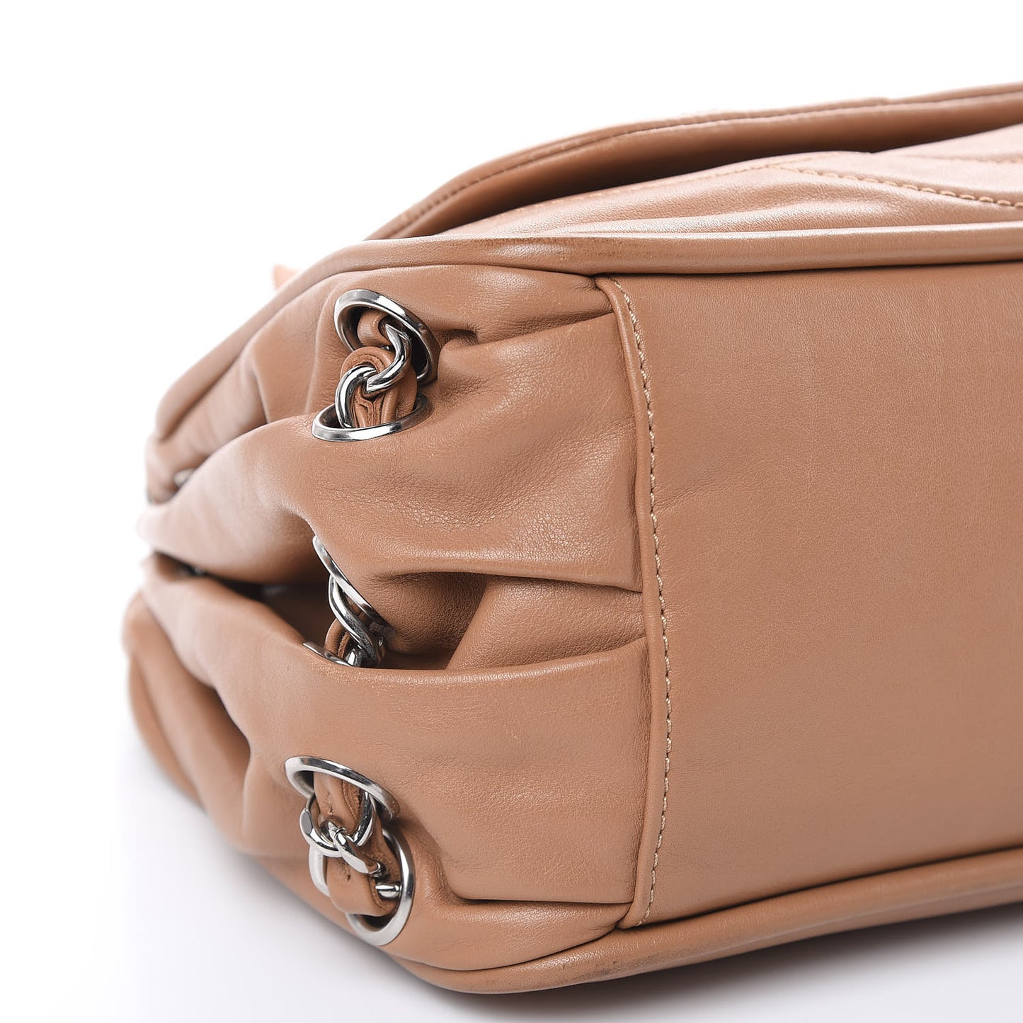 Calfskin Diagonal Ligne Flap Beige