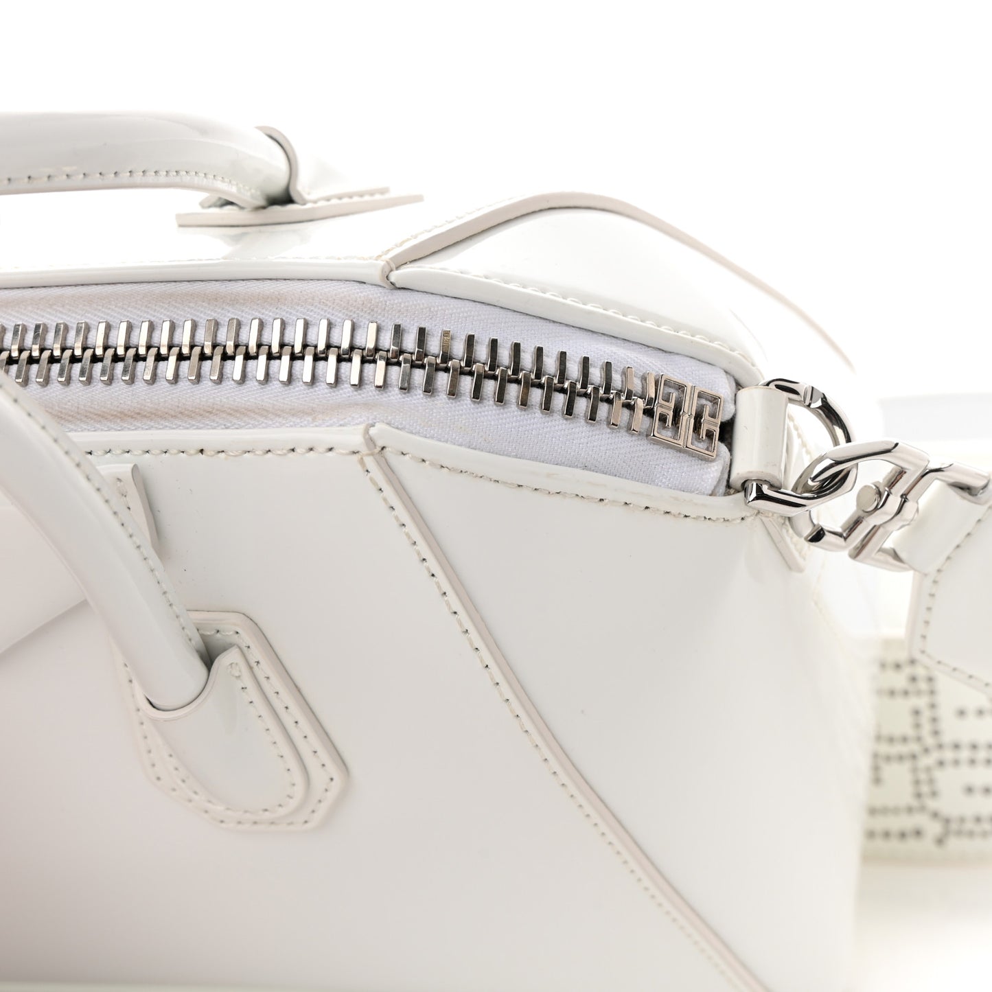 Patent Calfskin Perforated Mini 4G Antigona Ivory