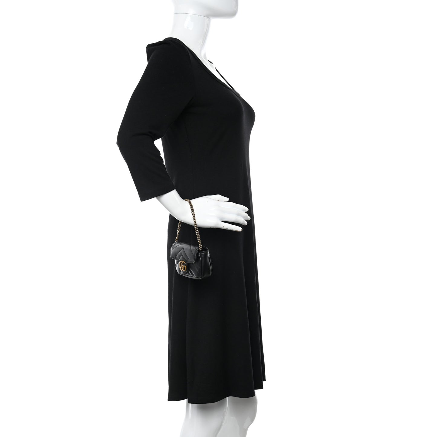 Calfskin Matelasse GG Marmont 2.0 Coin Purse On A Chain Black