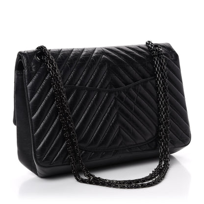 Chanel Aged Calfskin Chevron Quilted 2.55 Reissue 226 So Black 4 of 15