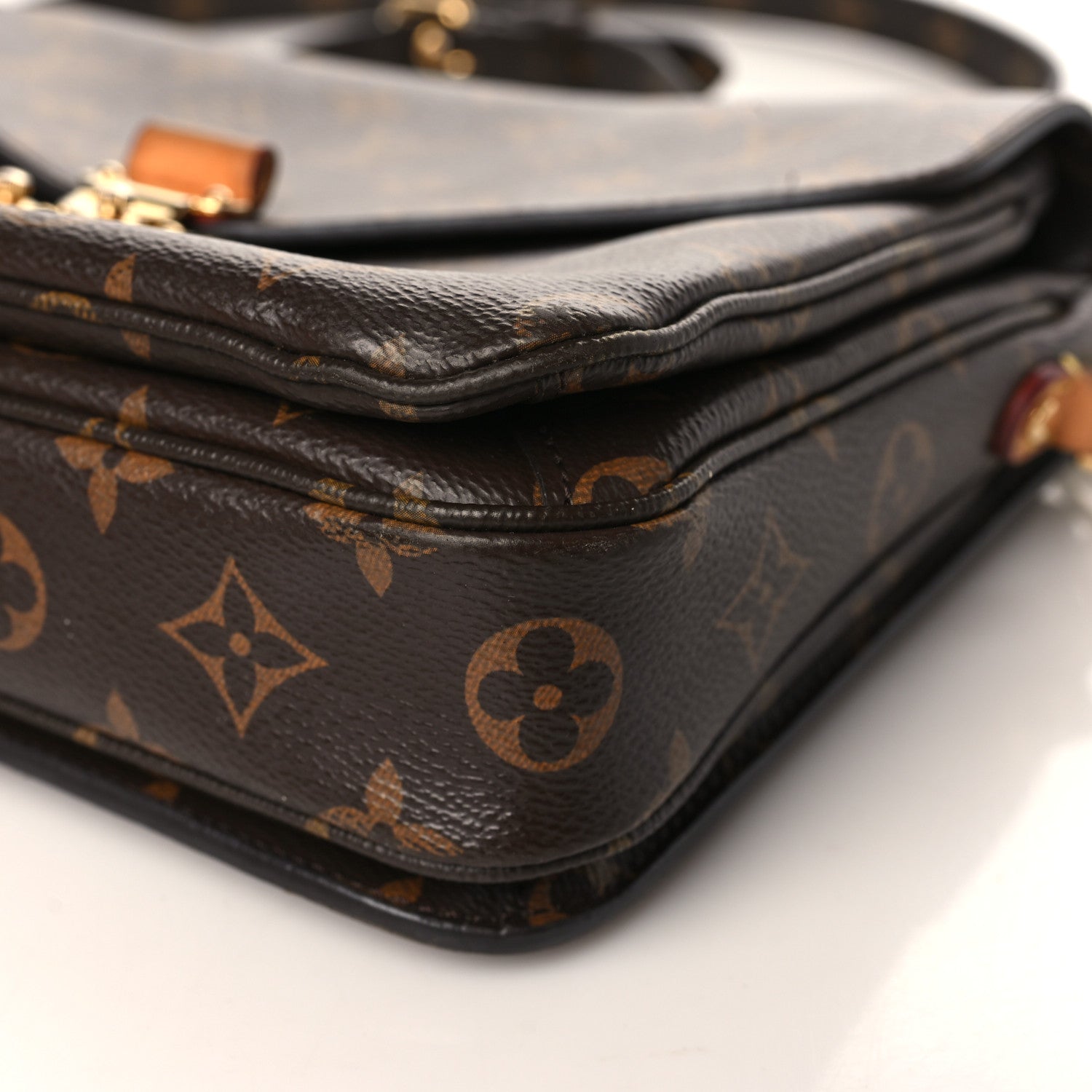 Louis Vuitton Monogram Pochette Metis 8 of 13
