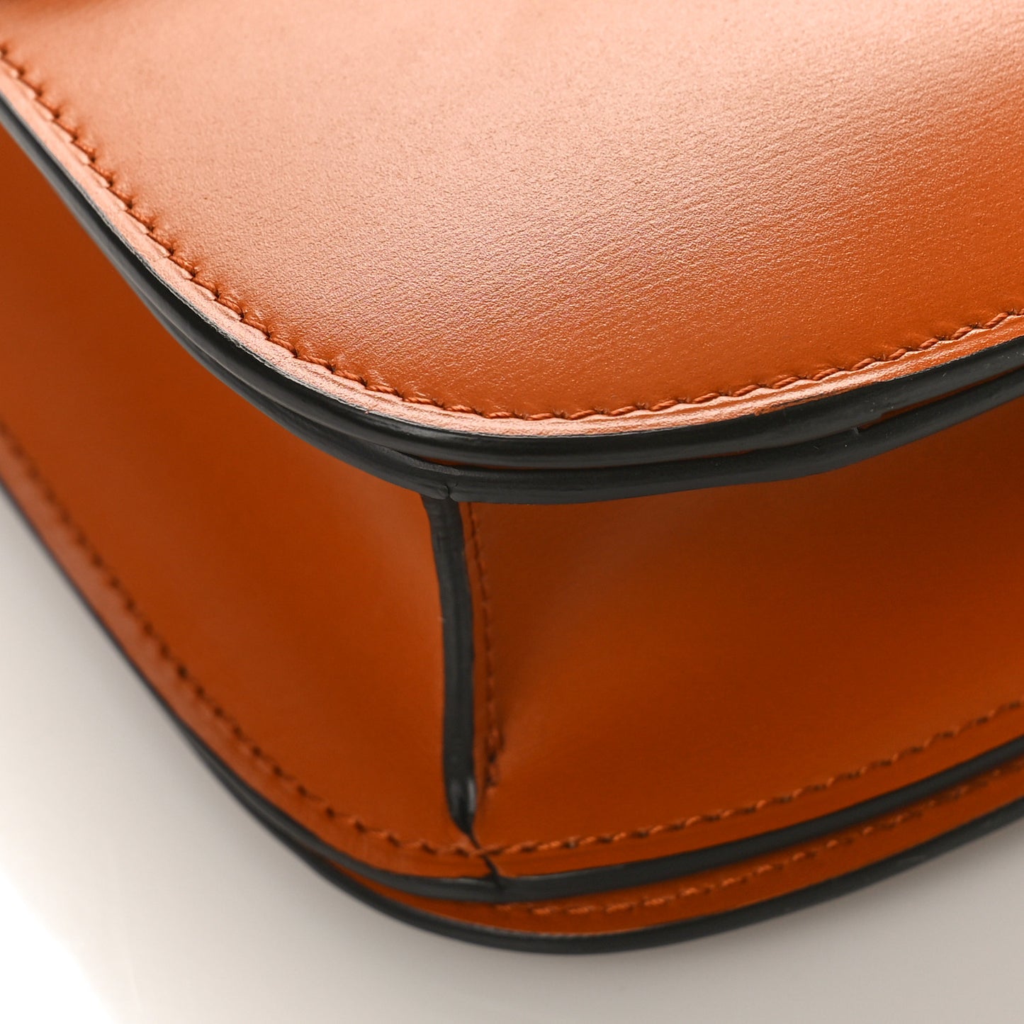 Box Calfskin Medium Classic Box Flap Bag Tawny