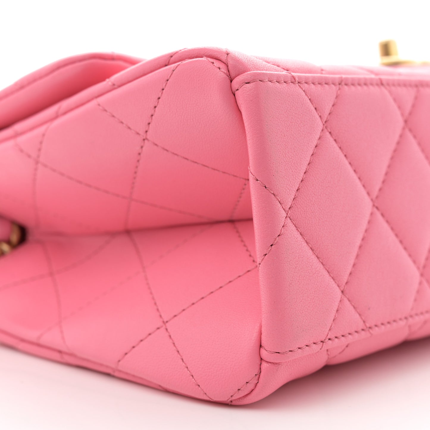 Lambskin Quilted Chaine Lettre Flap Pink