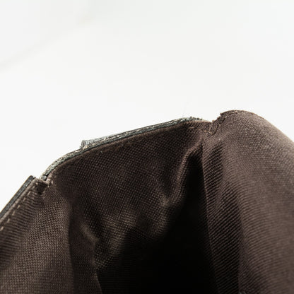 Louis Vuitton Taiga Roman MM Messenger Glacier 8 of 9