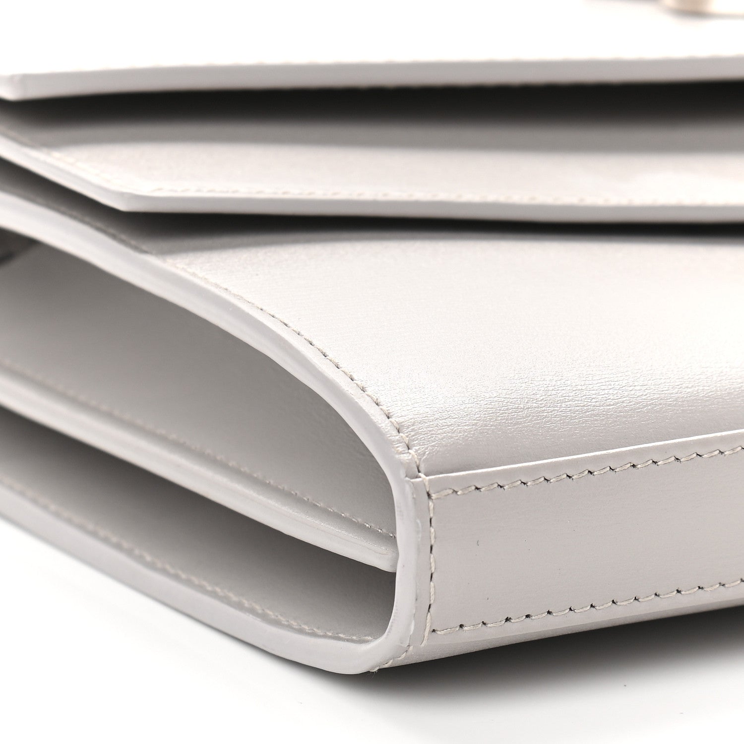Saint Laurent Smooth Calfskin Sulpice Monogram Chain Wallet Granite 7 of 11