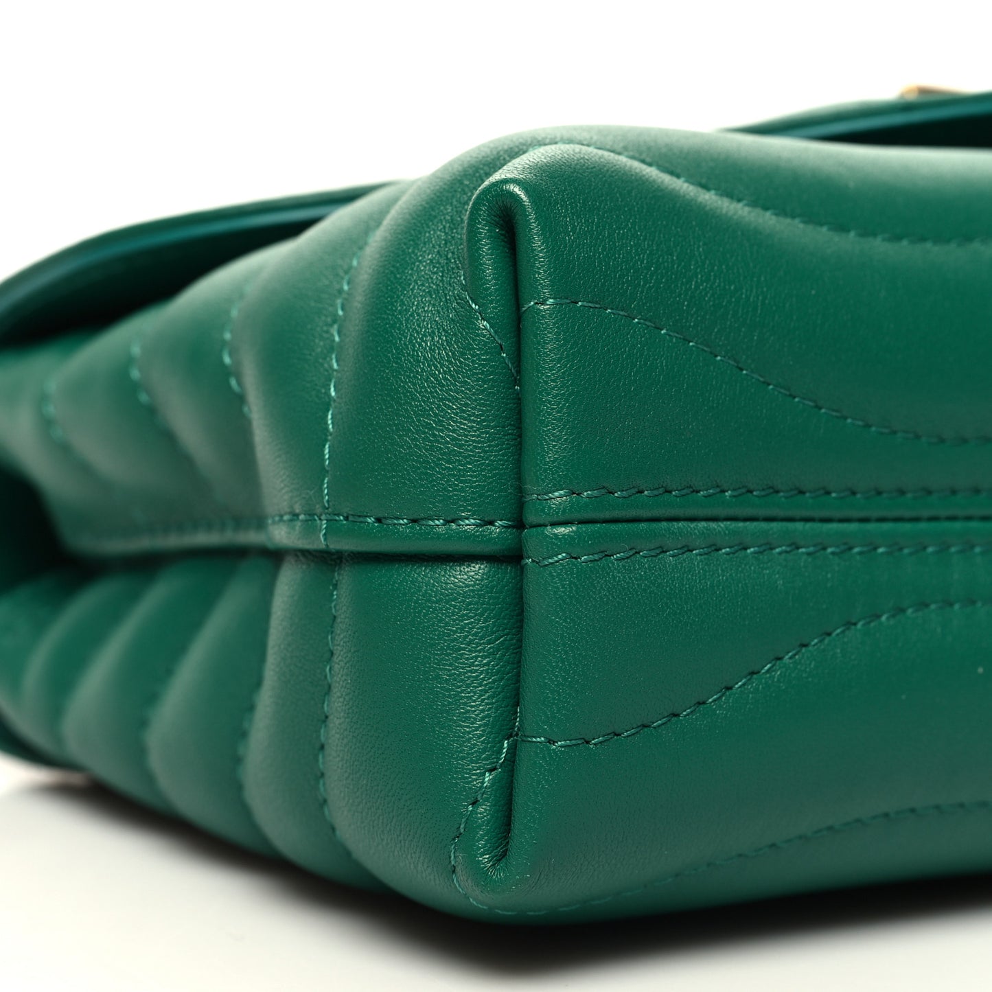 Calfskin New Wave Chain Bag MM NM Emerald