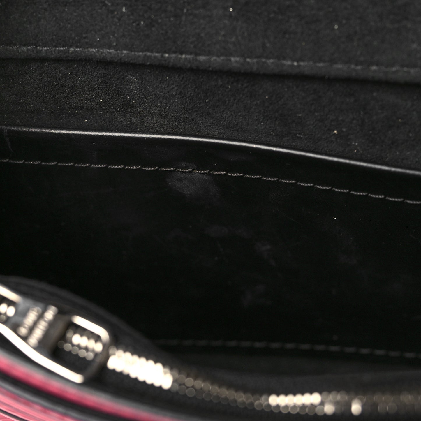 Calfskin Embossed Chain Louise MM Fuchsia Black