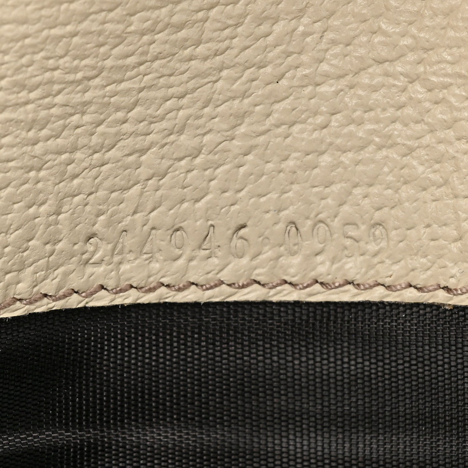 Gucci Monogram Metal Bar Continental Flap Wallet Off White 10 of 18
