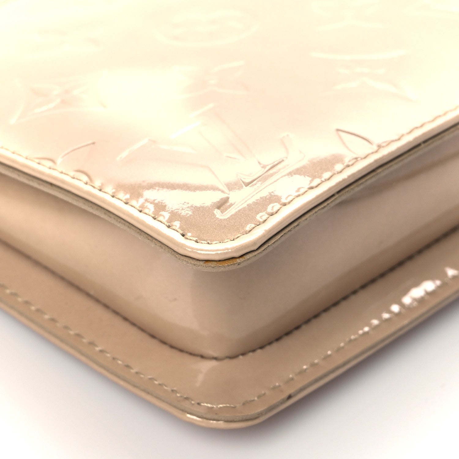 Louis Vuitton Vernis Lexington Pochette Beige 8 of 9